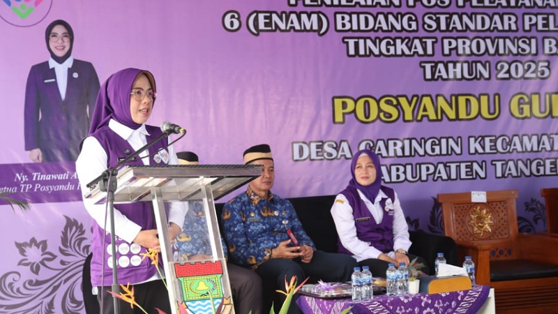 Tinawati Perkenalkan Seragam Baru Posyandu: Ungu, Tegas, Berarti!