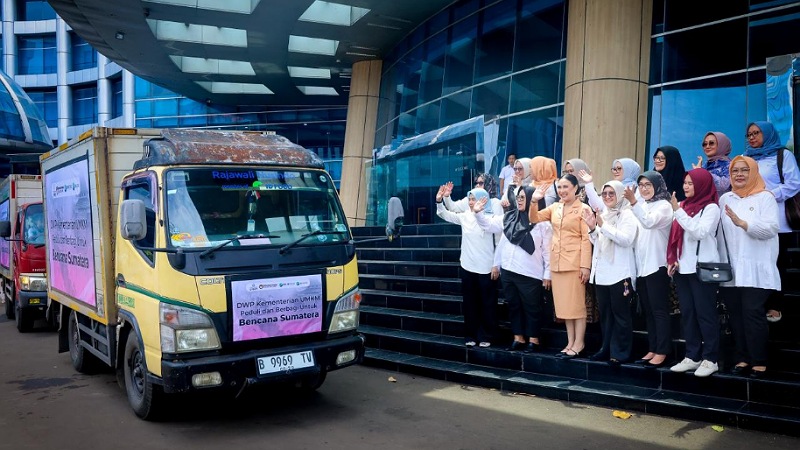 DWP KemenUMKM dan ID FOOD Kirim Bantuan Bayi untuk Korban Bencana Sumatera!