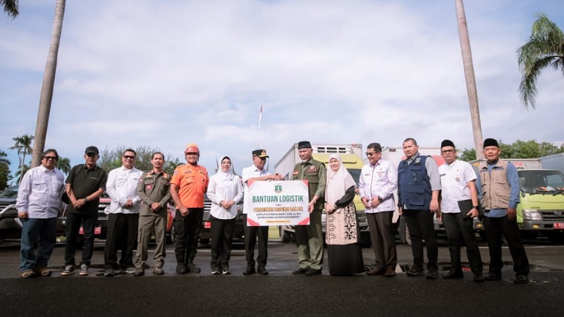 Gubernur Banten 'Turun Langsung' Bantu Korban Bencana Sumatra, Salurkan Rp2 Miliar dan Logistik!