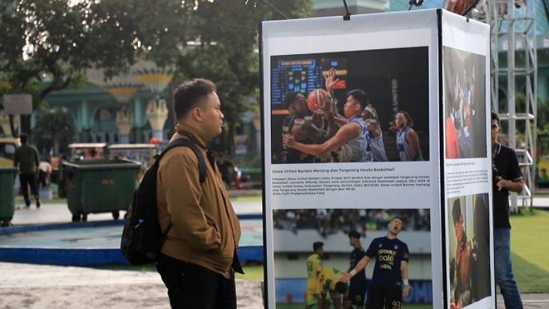 Pewarta Foto Indonesia (PFI) Tangerang menghadirkan pameran foto bertajuk “Jejak Urban: Renjana dalam Bingkai” di Taman Elektrik Kota Tangerang, 12–17 Desember 2025. - Dok Pemkot Tangerang -