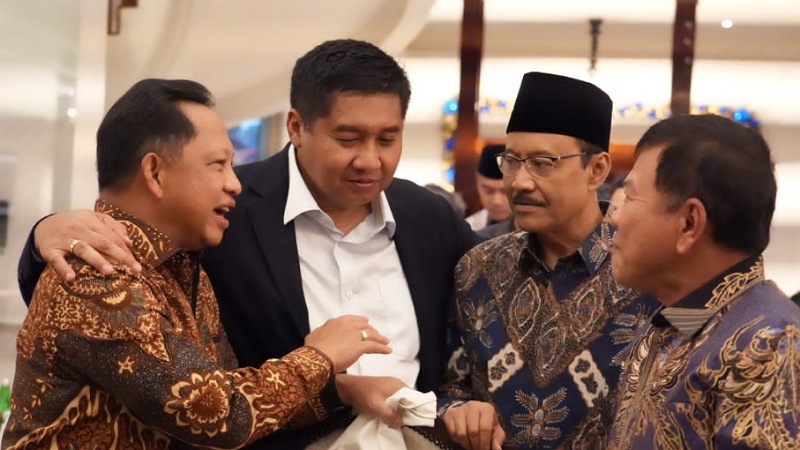 'Rumah Ara' Ramai! Aktivis, Tokoh Agama, 3 Ketum Parpol hingga Menteri Hadir di Open House Natal