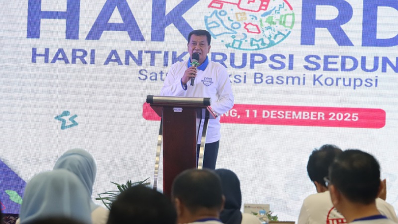 Bupati Tangerang Moch. Maesyal Rasyid saat Peringatan Hari Antikorupsi Sedunia (Harkodia) Tingkat Kabupaten Tangerang Tahun 2025 di Lemo Hotel Serpong, Kamis (11/12/2025). - Prokopim -