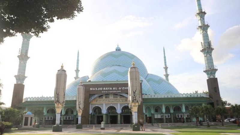 Viral Video Menara Masjid Al-A’zhom Bergoyang! Pemkot Tangerang: Struktur Aman!