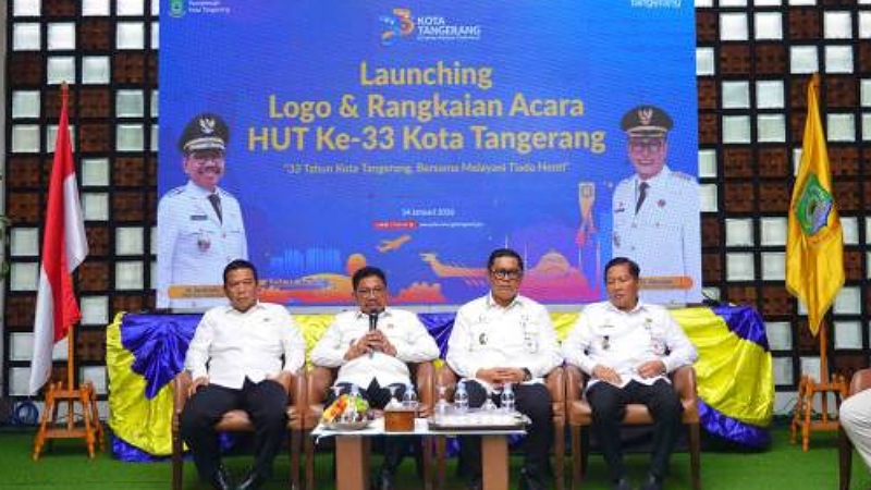 Wali Kota Tangerang Sachrudin bersama wakilnya Maryono saat melaunching Logo HUT 33 Kota Tangerang dan rangkaian acarannya- Dok. Pemkot Tangerang -