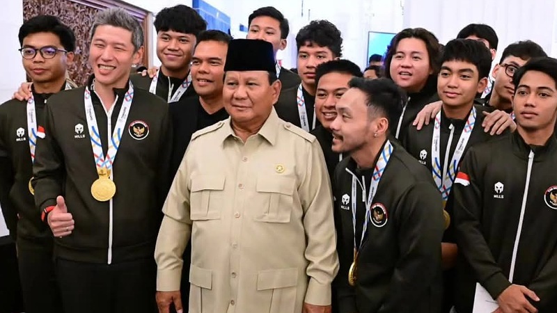 Negara Hadir untuk Patriot Olahraga, Prabowo Serahkan Bonus SEA Games