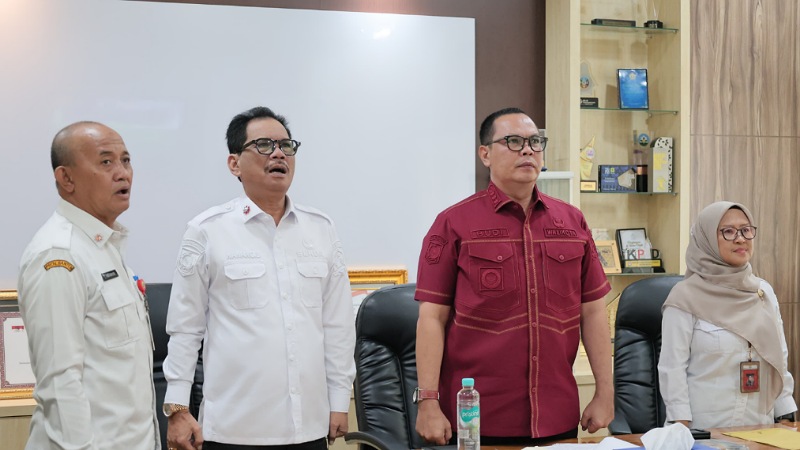 Wali Kota Serang Budi Rustandi (baju merah) saat acara Forum Konsultasi Publik Rancangan Awal (Ranwal) Rencana Kerja Pemerintah Daerah (RKPD) Tahun 2027- Dok. Pemkot Serang -