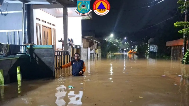 Banjir Tangerang Raya! Periuk Masih Terendam, Warga Bertahan di Pengungsian