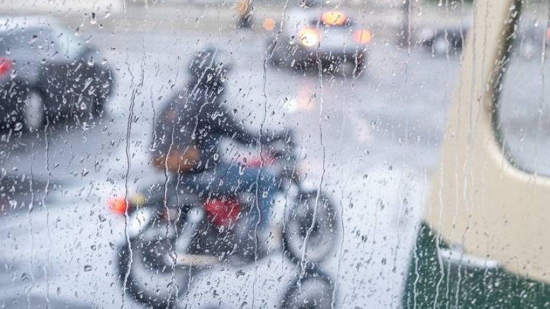 Cuaca Hujan, Genangan Mengintai! BPBD Kota Tangerang Ingatkan Warga Bersih-bersih