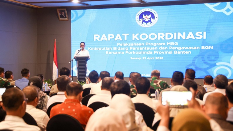 Gubernur Banten Andra Soni saat Rapat Koordinasi bersama Badan Gizi Nasional dan Forkopimda di Hotel Aston Serang, Rabu (22/4/2026). - Biro Adpimpro Banten -
