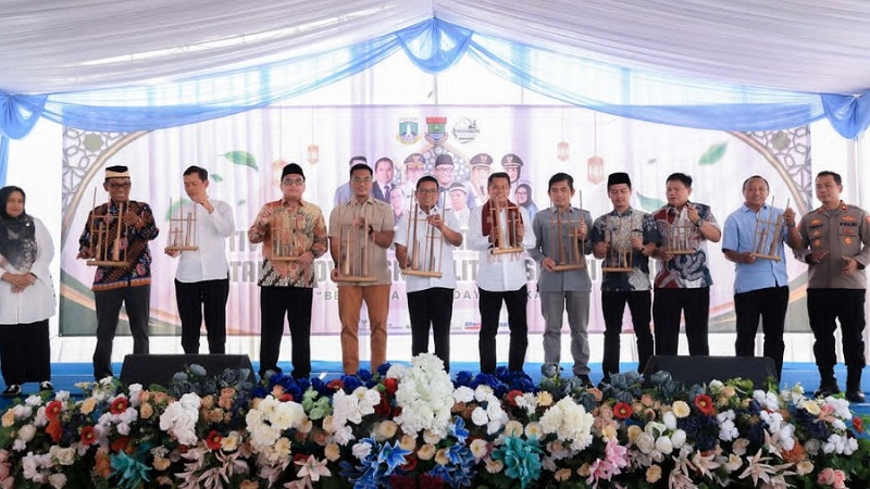 Andra Soni Kepincut! Kampung Cengkok Jadi Contoh Gotong Royong untuk Banten