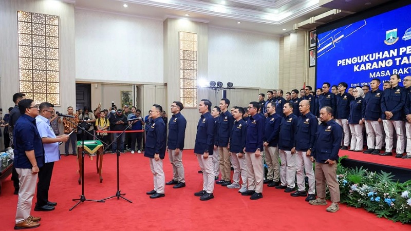 Pernah Jadi Ketua Karang Taruna RW, Andra Soni Kini Kukuhkan Pengurus Karang Taruna Banten
