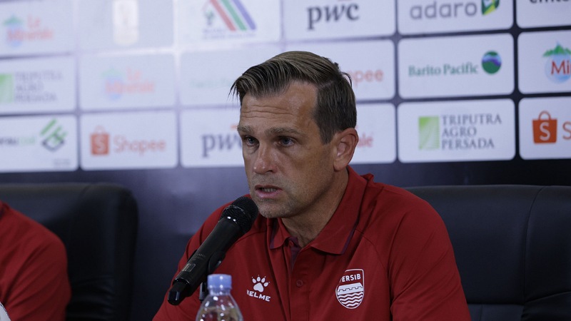 Tiga Laga, Tiga Kemenangan, Nol Kebobolan! Igor Tolic Bangga Persib Sempurna