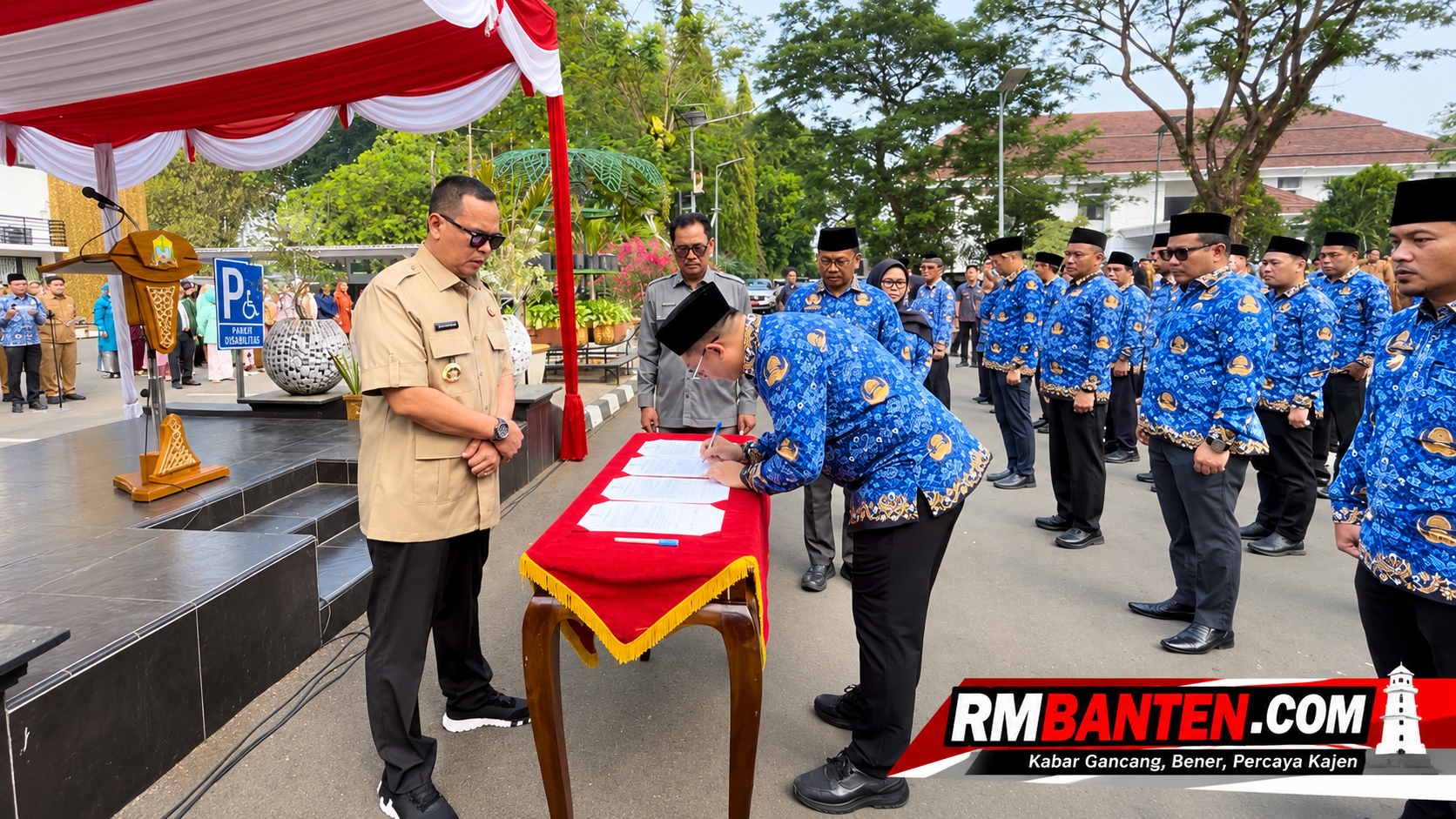 Budi Rustandi Lantik 43 ASN, Percepat 13 Program Unggulan Kota Serang