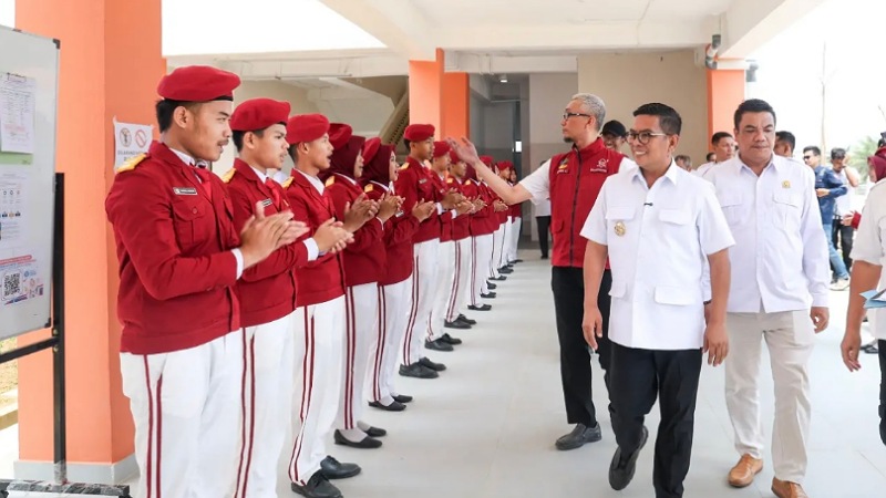 Tinjau Sekolah Rakyat di Lebak, Andra Soni: Pendidikan Kunci Keluar dari Kemiskinan