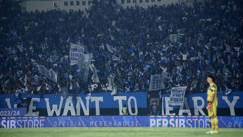 Dukungan Bobotoh saat Persib melawan Bali United di Stadion si Jalak Harupat. (Foto: Dok persib.co.id)