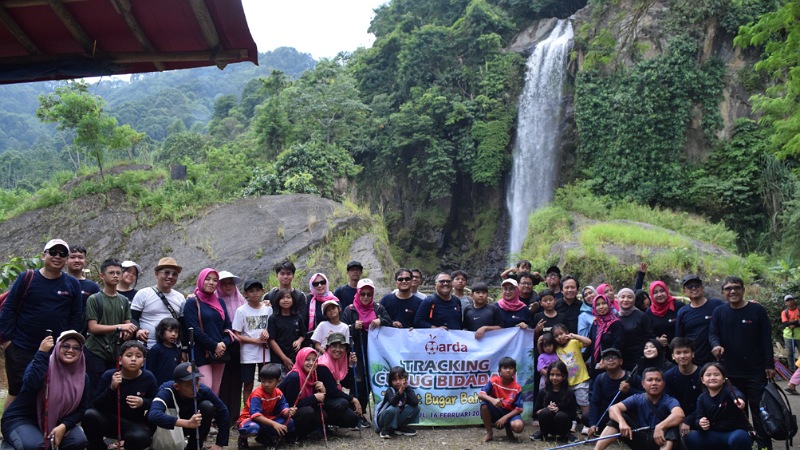 Tracking Curug Bidadari, Bojong Koneng-Bogor, ARDA UIN Jakarta. [Foto: Dokumentasi pribadi/RMN]