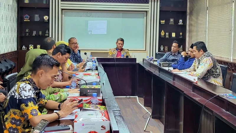 apat Pembahasan Usulan Program Pembentukan Peraturan Daerah (Propemperda) Tahun Anggaran 2026 pada Kamis (20/11/2025) - Humas DPR Kota Bekasi -