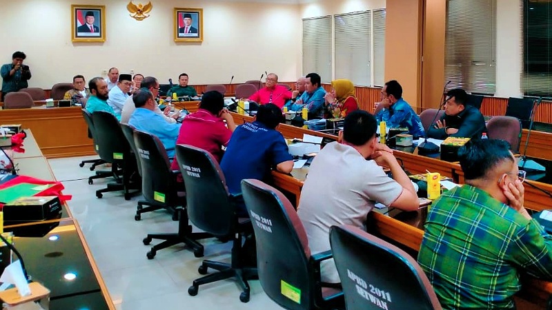 Panitia Khusus (Pansus) 8 menggelar Rapat Ekspose - Dok. Humas DPRD Kota Bekasi -