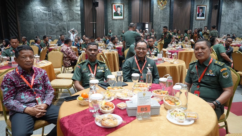 Ketua DPRD Kota Bekasi Sardi Efendi saat menghadiri Paripurna TNI Manunggal Membangun Desa (TMMD) - Dok DPR Kota Bekasi -