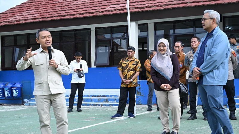 Gerakan Indonesia ASRI, Wamen Fajar Ajak Pelajar Bandung Bangun Budaya Bersih