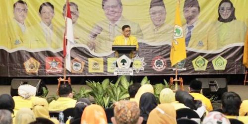 Ketua DPD Golkar Jabar Ace Hasan Syadzily memberikan arahan di Rakerda Partai Golkar Cirebon/Repro