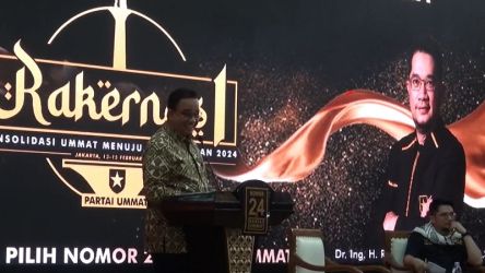 Anies Baswedan di Rakernas perdana Partai Ummat/Net