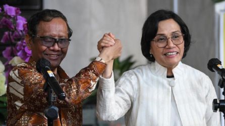 Menko Polhukam Mahfud MD dengan Menkeu Sri Mulyani/Net