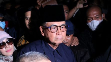 Pimpinan Al Zaytun Panji Gumilang. ( Foto: Repro)