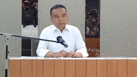 Ketua Harian DPP Gerindra Sufmi Dasco mengumumkan keejasa politik Gerindra dengan PKB berakhir. (Foto: Repro)