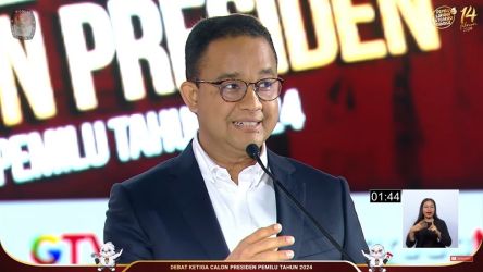 Capres nomor urut 1 Anies Baswedan saat debat capres ketiga. (Foto: Repro)