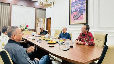 Dahlan Iskan bertemu Mahfud MD di Jakarta, 25 Juli 2024. [Disway]