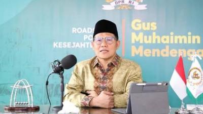 Wakil Ketua DPR RI Bidang Korkesra Abdul Muhaimin Iskandarmengkritik langkah OJK terkait asuransi ranmor. [Foto: Repro]