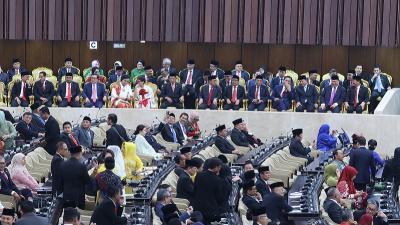 Sidang Tahunan di DPR RI semarak dengan kehadiran mara menteri dan tokoh bangsa. [Foto: Dok DPR]