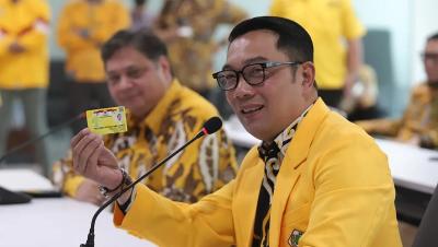 Ridwan Kamil  (RK) menjadi bakal calon terkuat KIM Plus di Pilgub Jakarta. RK juga digadang hanya akan melawan kotak kosong. [Foto: Repro]