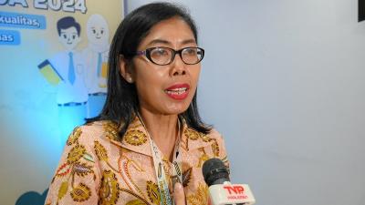 Deputi Bidang Persidangan Setjen DPR RI Suprihartini. [Foto : Tari/Andri/DPR]