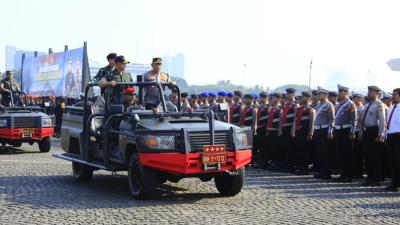 Panglima TNI Jenderal Agus Subiyanto dan Kapolri Jenderal Pol Listyo Sigit Prabowo memeriksa kesiapan pasukan yang akan mengamankan pelantikan Presiden terpilih Prabowo Subianto. [Foto: Humas Polri]