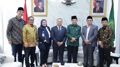 Menag Nasaruddin Umar menerima kunjungan Duta Besar RI untuk Turki, Achmad Rizal Purnama. [Foto: Dok Kemenag/RMN]