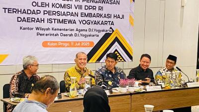 Kunker Komisi VIII DPR RI ke DI Yogyakarta bahas rencana pembangunan Asrama Haji DI Yogyakarta di Kulon Progo, Jumat (11/7/2025). - Foto: Kemenag -