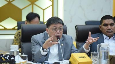 Wakil Ketua Komisi IV DPR RI, Alex Indra Lukman - Humas DPR -