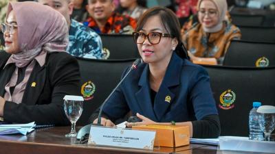 Anggota Komisi VI DPR RI, Faujia Helga Tampubolon - Humas DPR -