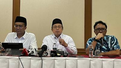 Katib Syuriyah PBNU, Sarmidi Husna [tengah] - Metrotvnews -