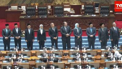 Paripurna DPR RI sahkan  delapan calon anggota Badan Amil Zakat Nasional (Baznas) RI dari unsur masyarakat untuk periode 2025–2030. - Repro -