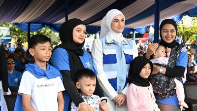 Wakil Ketua Komisi XII DPR RI sekaligus Ketua Fraksi PAN DPR RI, Putri Zulkifli Hasan dalam acara "Mudik Ceria PAN" di Kompleks DPR RI, Senayan, Jakarta, Minggu (15/3/2026). - Humas DPR -