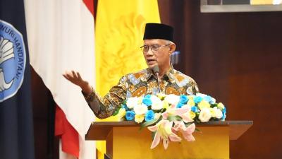 Ketum PP Muhammadiyah Haedar Nashir dalam kuliah umum di Universitas Indonesia, Senin (13/4/2026) - Foto: Dok Muhammadiyah -