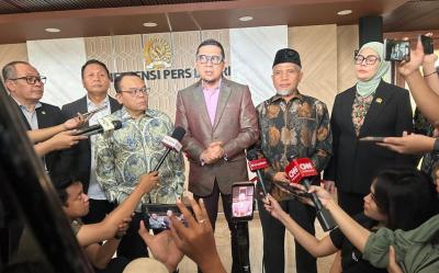 Sejumlah anggota DPR dan DPD RI mendeklarasikan Kaukus Parlemen untuk Perdamaian Dunia World Peace Parlimentary Caucus (WPPC) di gedung Parlemen, Jakarta (Senin, 6/4/2024).  ist
