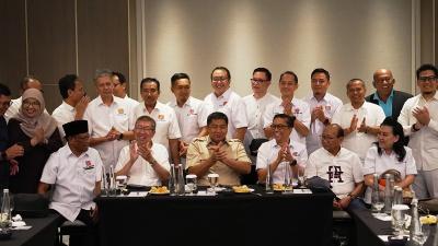Menteri PKP Maruarar Sirait menggelar pertemuan strategis dengan REI Jawa Timur di Sheraton Surabaya Hotel & Towers, Sabtu (2/5/2026). - Foto: Dok Kemen PKP -