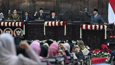 Presiden Prabowo Subianto saat pidato pada Sidang Tahunan MPR RI serta Sidang Bersama DPR RI dan DPD RI di Gedung Nusantara MPR/DPR/DPD RI, Jakarta, Jumat (14/8/2026). - BPMI Setpres =