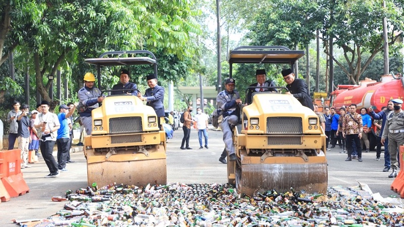 Pemusnahan barang bukti Miras/Repro