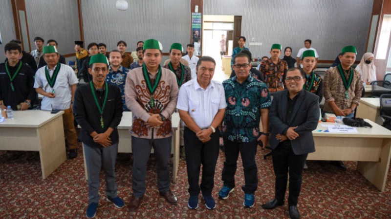 Pj Gubernur Banten Al Muktabar saat menghadiri Musyawarah Daerah HMI Badko Jabagbar)di Hotel Gondang, Kota Cilegon, Minggu (11/6). (Foto: Dok Pemprov)