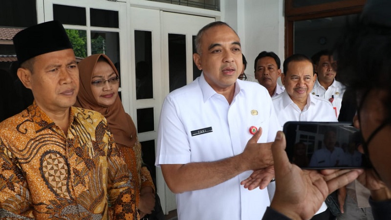 Bupati Tangerang Ahmed Zaki Iskandar saat menerima reses anggota DPRD Provinsi Banten. (Foto: Dok Pemkab)